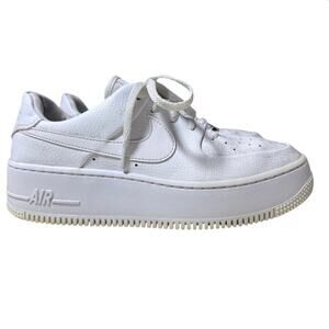 Nike Air Force 1 Platform Sage Low Triple White Shoes AR5339-100 Women's Size 8